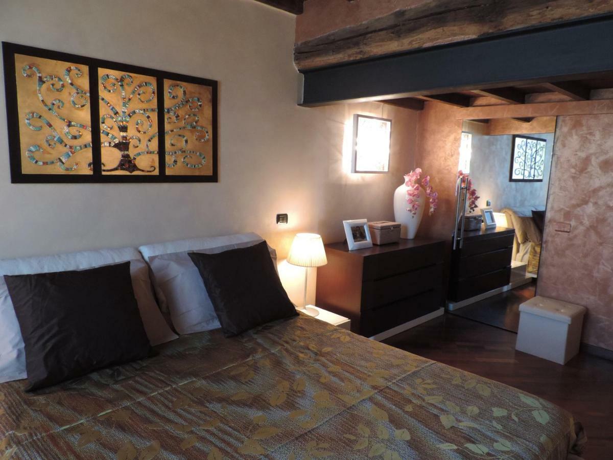 Feeling At Home - Varese Apartment ภายนอก รูปภาพ