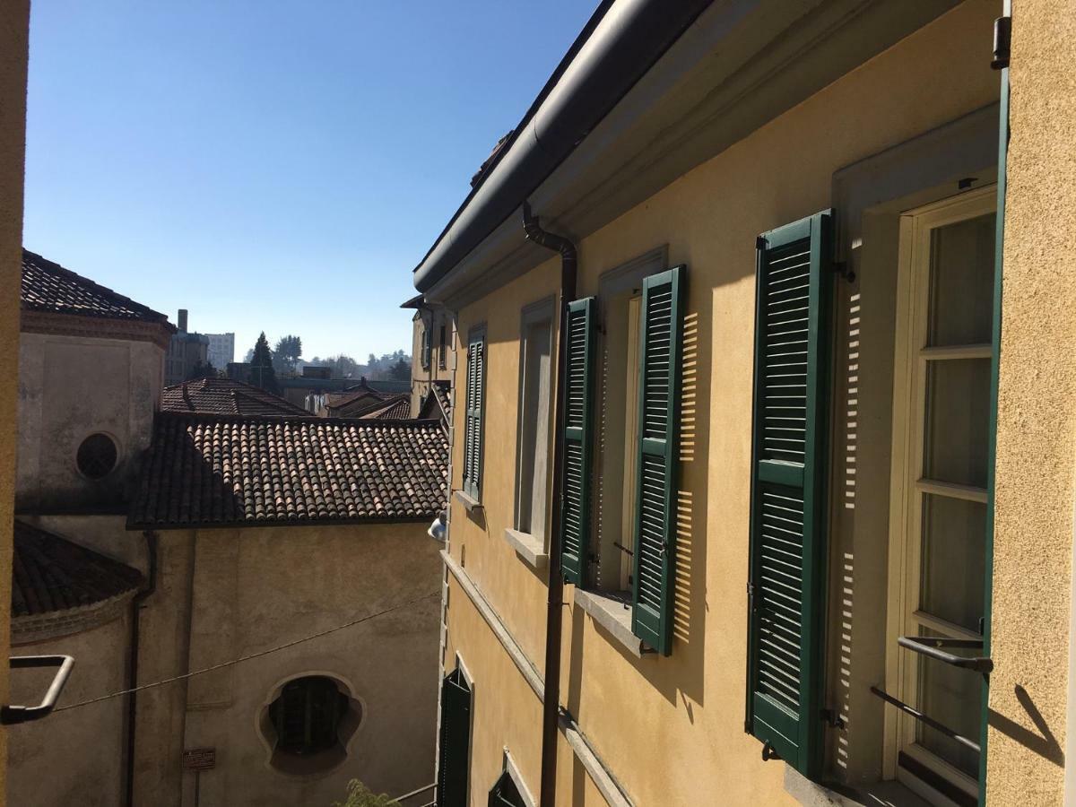 Feeling At Home - Varese Apartment ภายนอก รูปภาพ