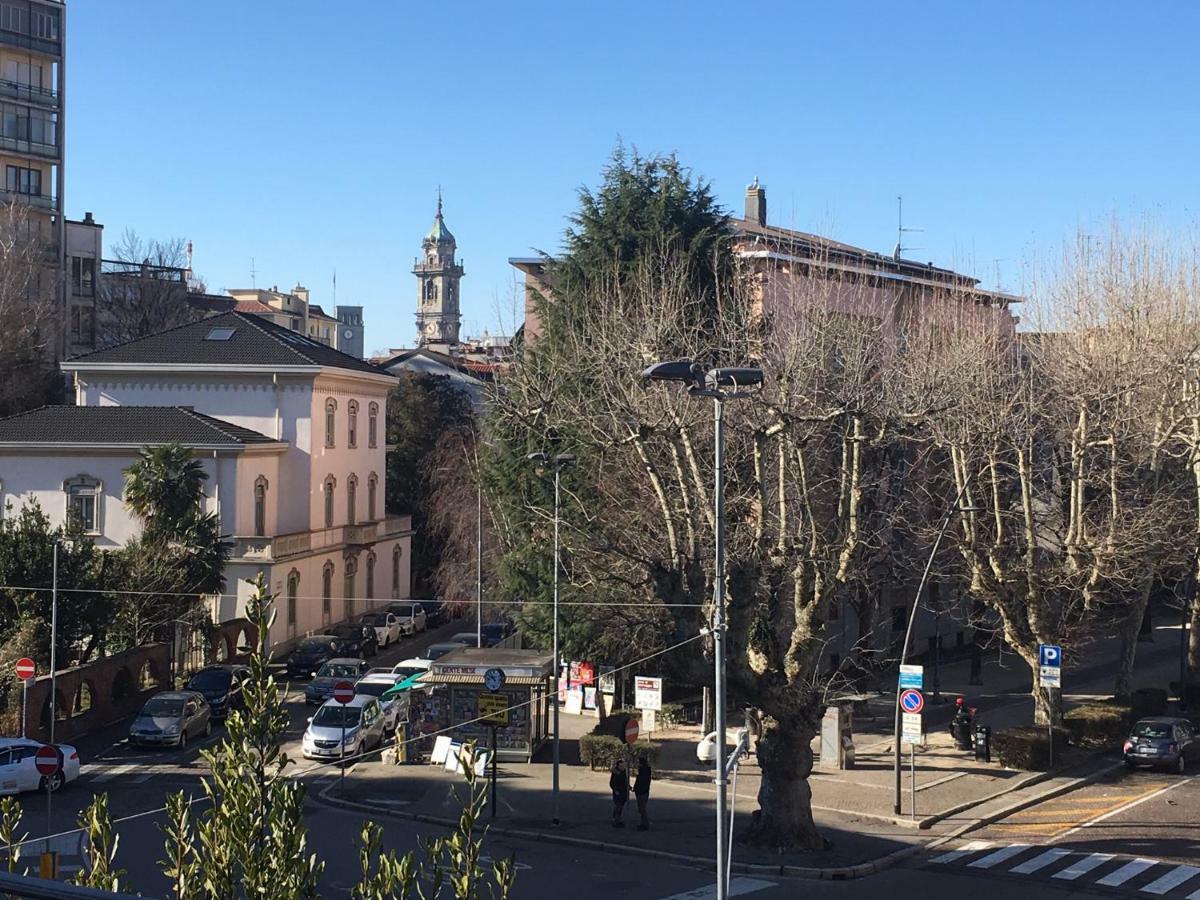 Feeling At Home - Varese Apartment ภายนอก รูปภาพ