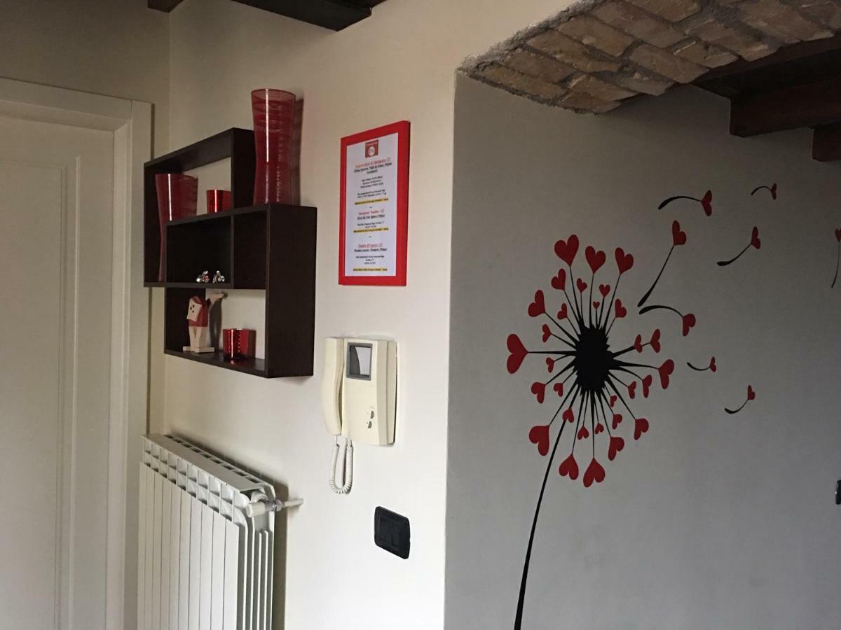 Feeling At Home - Varese Apartment ภายนอก รูปภาพ
